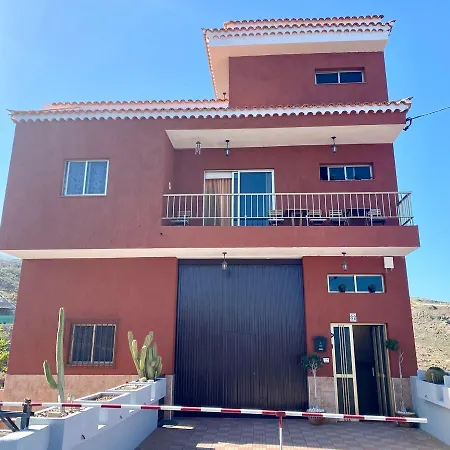 Εξοχικό σπίτι Naomi's House *