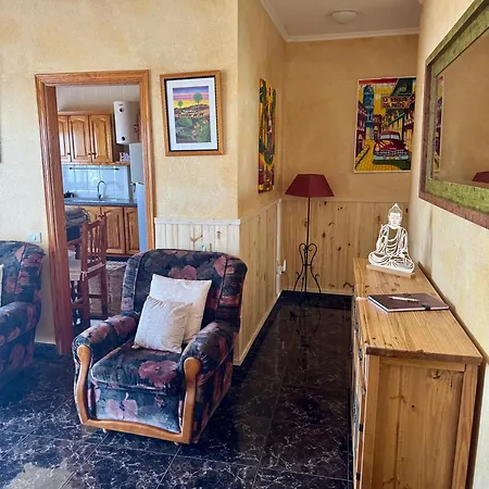 Εξοχικό σπίτι Naomi's House