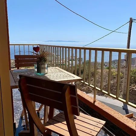 Naomi's House * Fasnia